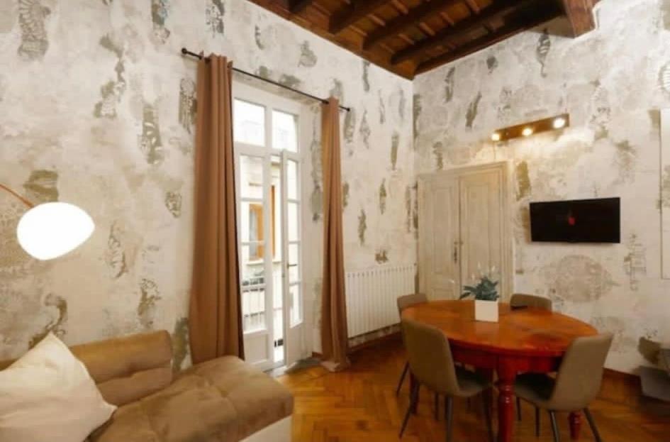 Elegante Appartamento Nel Cuore Di Torino Exteriör bild